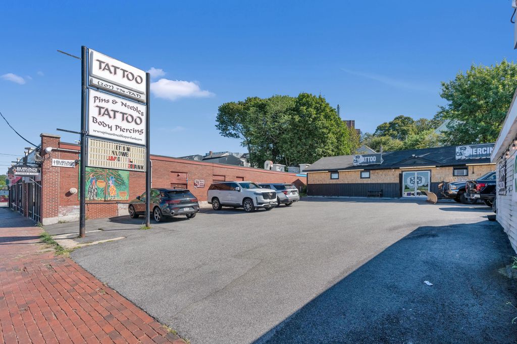 Photo of 255-259 St John&#39;s Street, Portland, ME 04102 (MLS # 1636066)