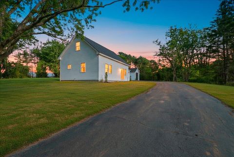 Photo of 670 Wiscasset Road, Boothbay, ME 04537 (MLS # 1644147)