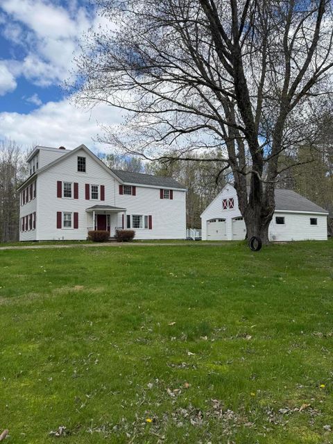 Photo of 265 Lawrence Road, Pownal, ME 04069 (MLS # 1663647)