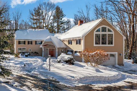 Photo of 8 Tyler Brook Road, Kennebunkport, ME 04046 (MLS # 1653075)