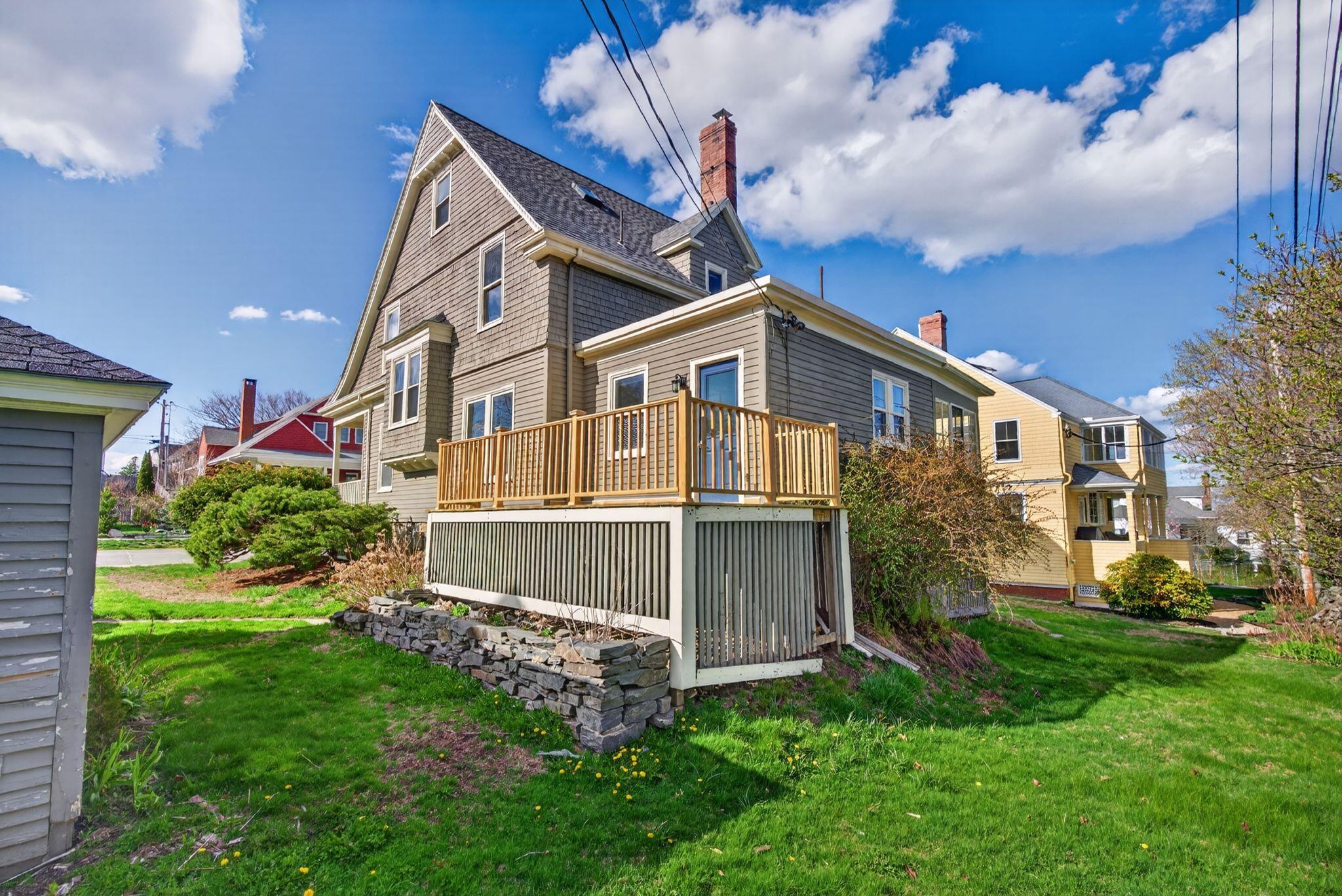 6 Sea View Avenue