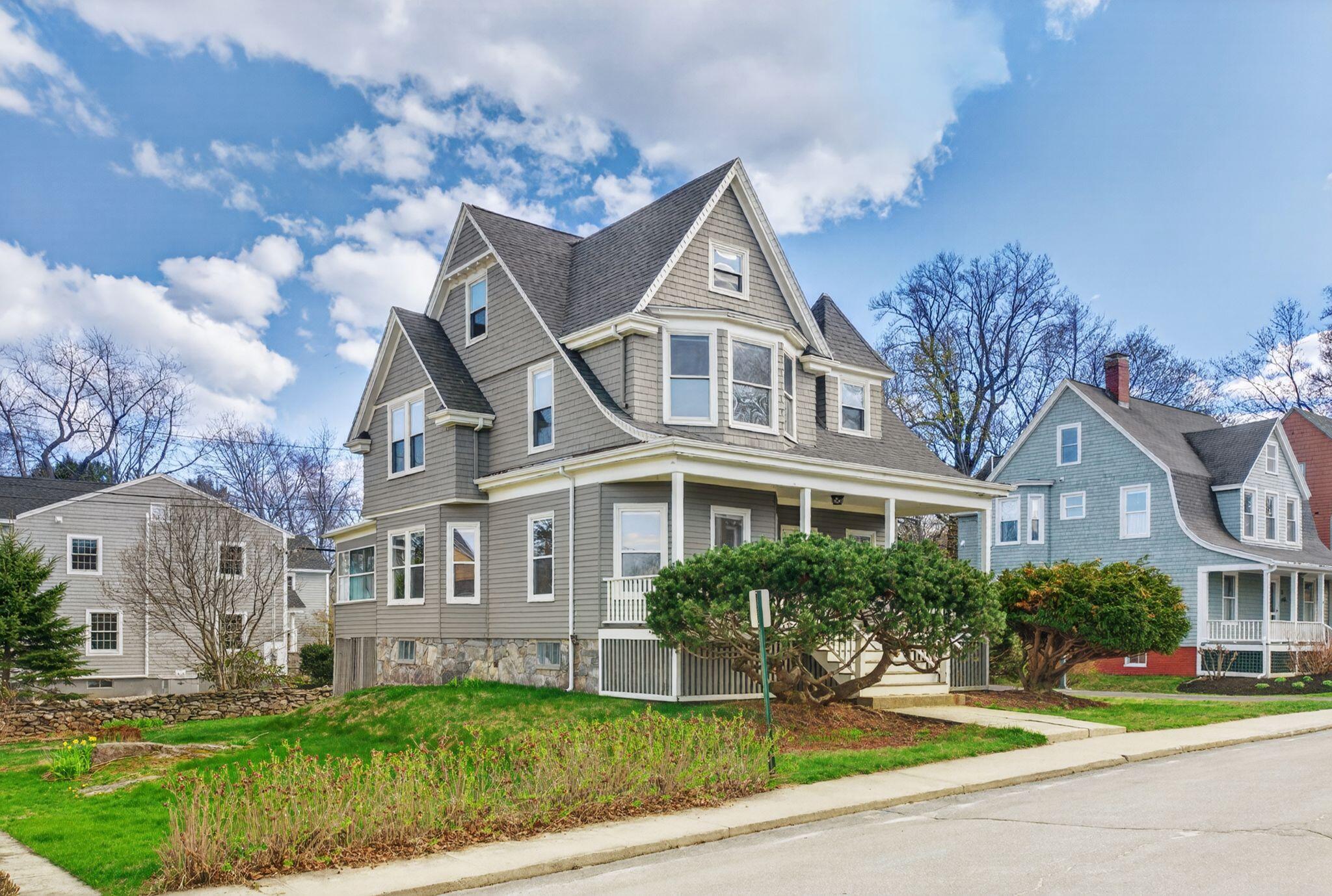 6 Sea View Avenue