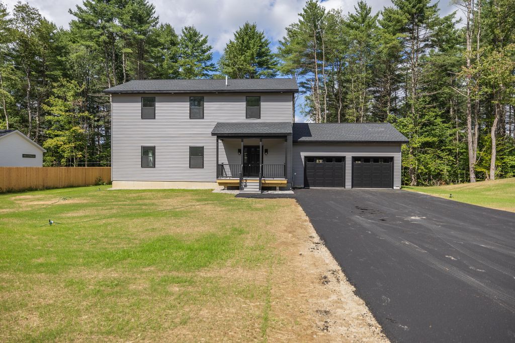 Photo of 4 Streamside Drive, Lewiston, ME 04210 (MLS # 1636346)