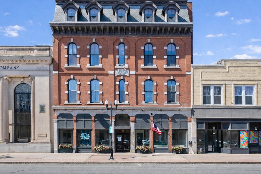 Photo of 49 Lisbon Street #2, Lewiston, ME 04240 (MLS # 1657627)