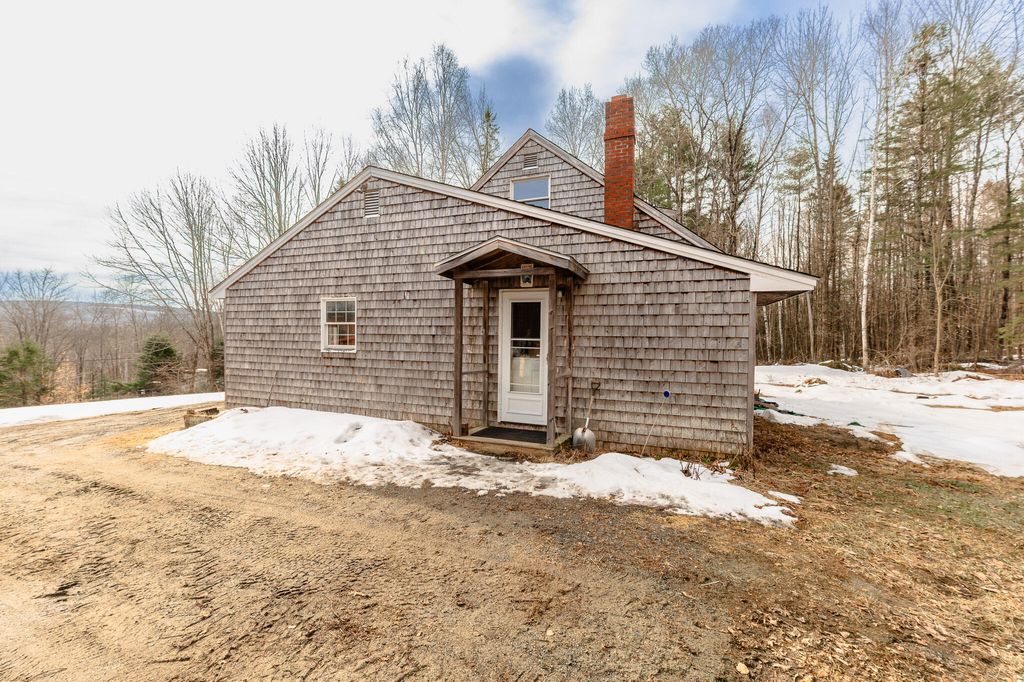 Photo of 468 New Vineyard Road, Farmington, ME 04938 (MLS # 1656340)