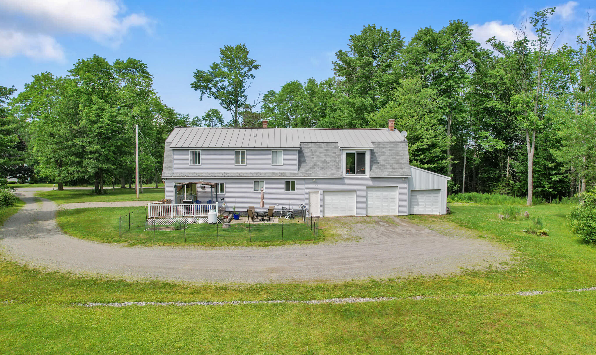 Bucksport, Maine 04416, United States, 4 Bedrooms Bedrooms, ,3 BathroomsBathrooms,Residential,Active,165365