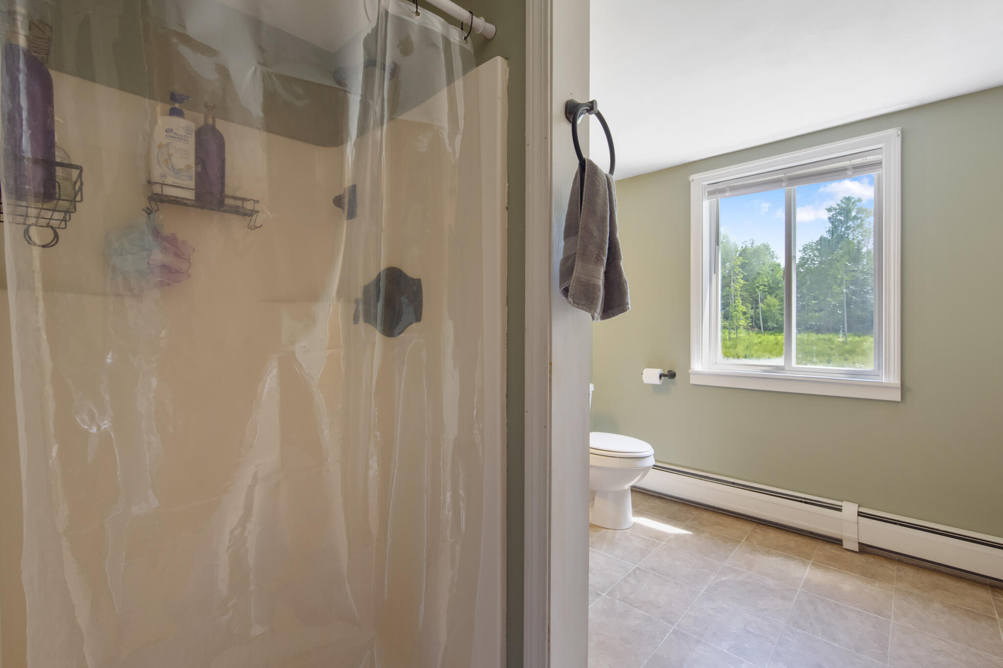 Bucksport, Maine 04416, United States, 4 Bedrooms Bedrooms, ,3 BathroomsBathrooms,Residential,Active,165365