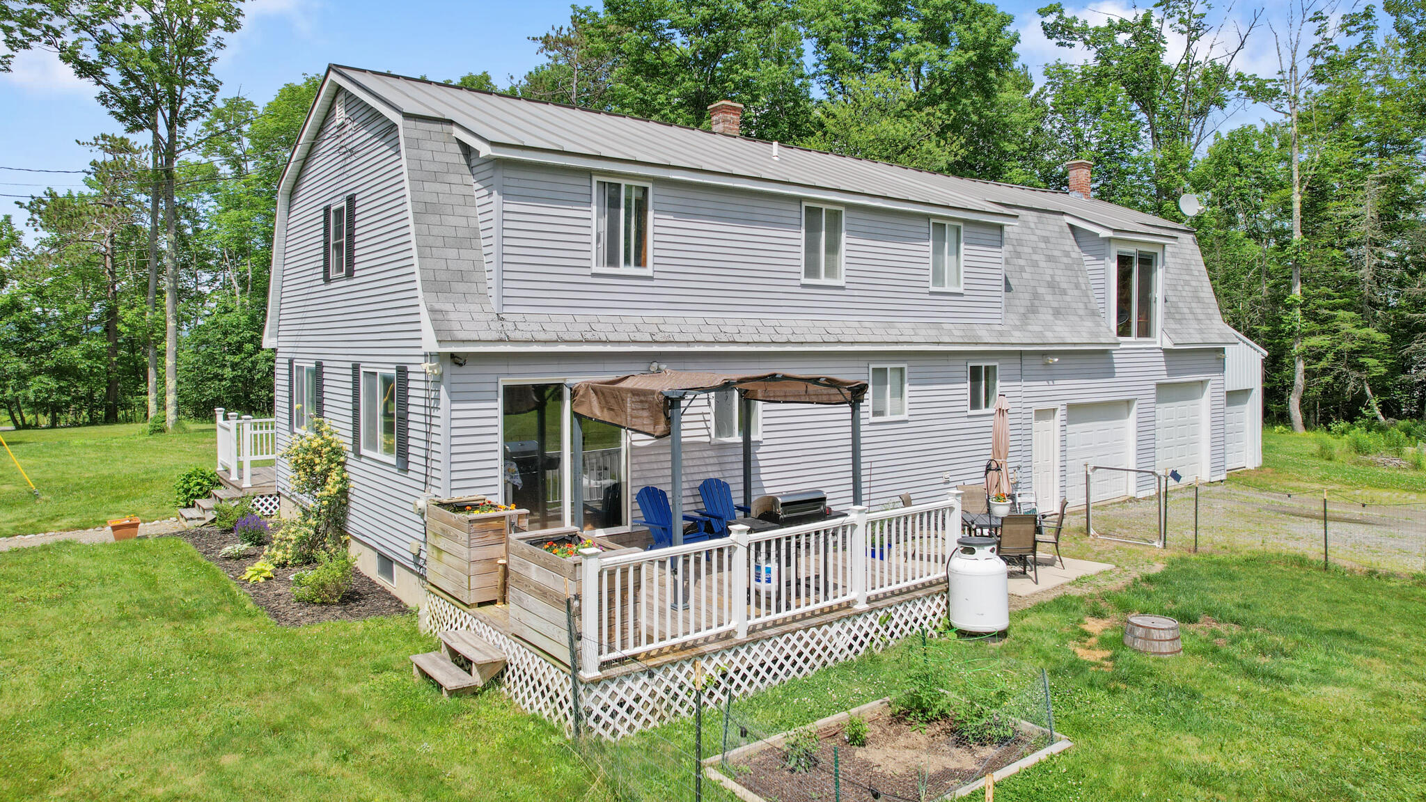 Bucksport, Maine 04416, United States, 4 Bedrooms Bedrooms, ,3 BathroomsBathrooms,Residential,Active,165365