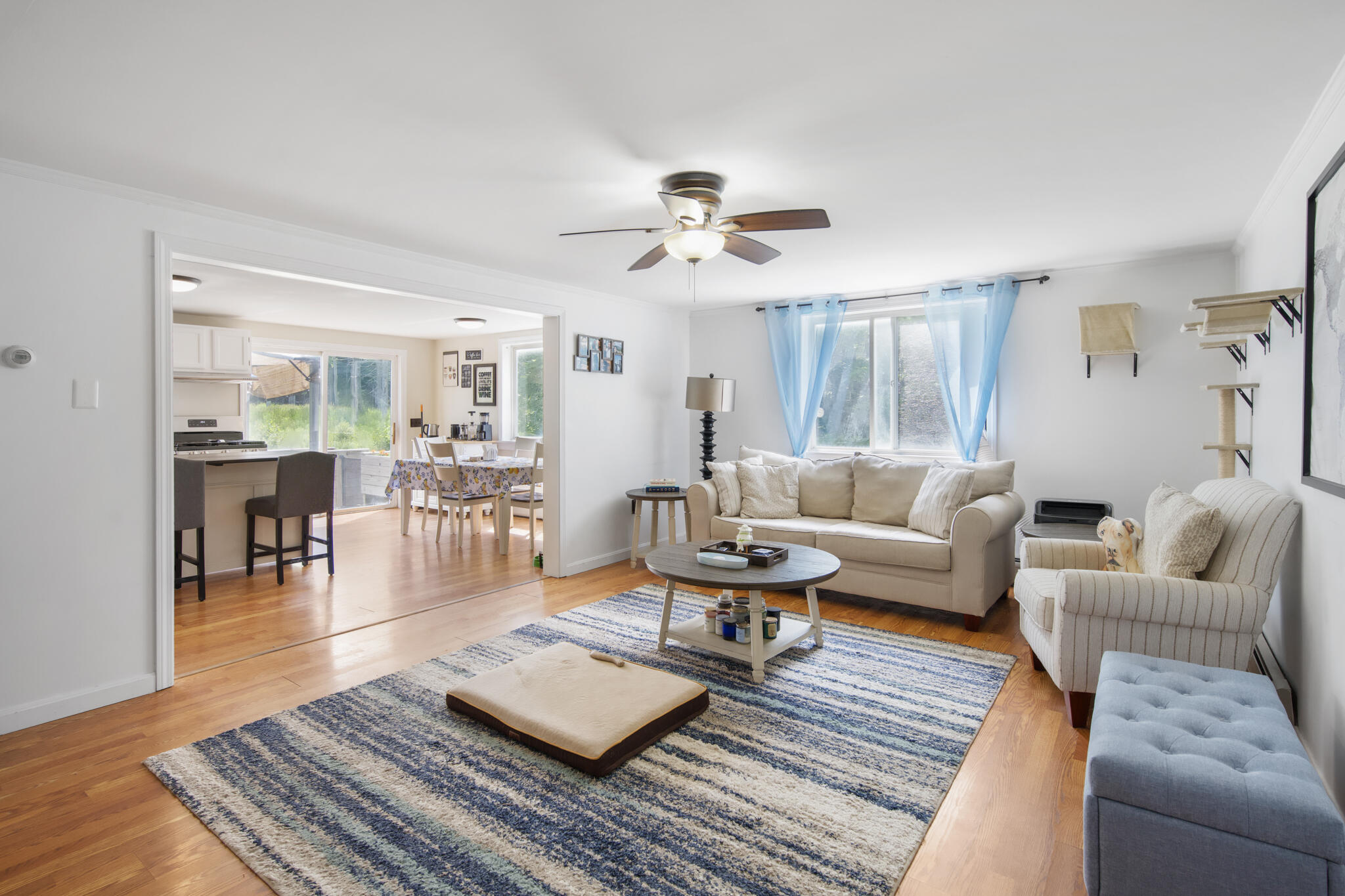 Bucksport, Maine 04416, United States, 4 Bedrooms Bedrooms, ,3 BathroomsBathrooms,Residential,Active,165365