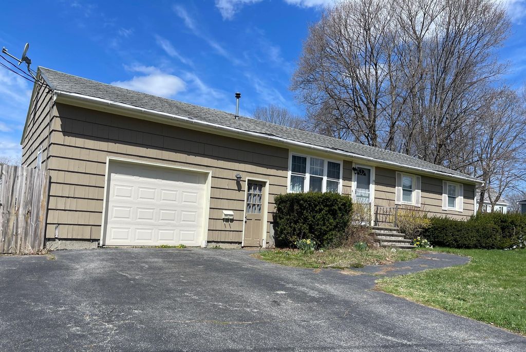 Photo of 19 Hicks Street, Portland, ME 04103 (MLS # 1658688)