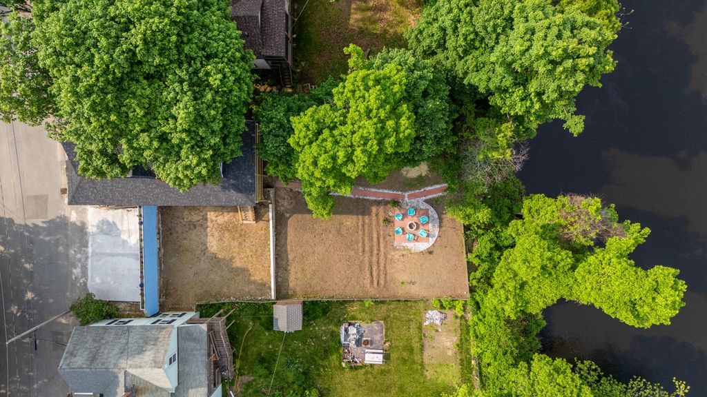 Photo of 38 Newbury Street, Auburn, ME 04210 (MLS # 1644519)