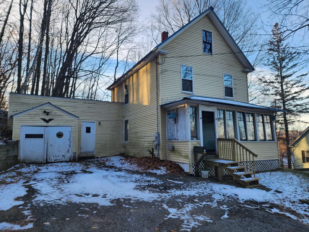 Photo of 7 Beacon Street, Livermore Falls, ME 04254 (MLS # 1644123)
