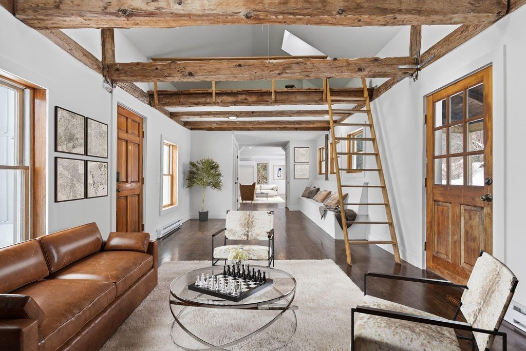 Photo of 138 Orchard Road, Cumberland, ME 04021 (MLS # 1653934)