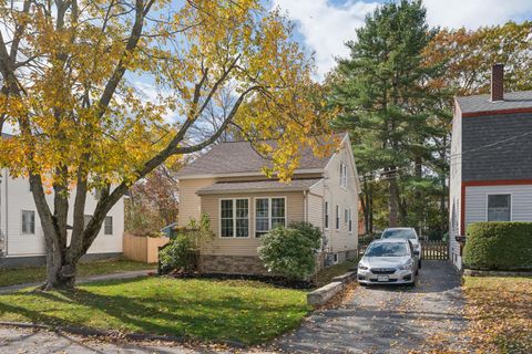 Photo of 67 Brigham Street, South Portland, ME 04106 (MLS # 1641894) Photo of 67 Brigham Street, South Portland, ME 04106 (MLS # 1641894)