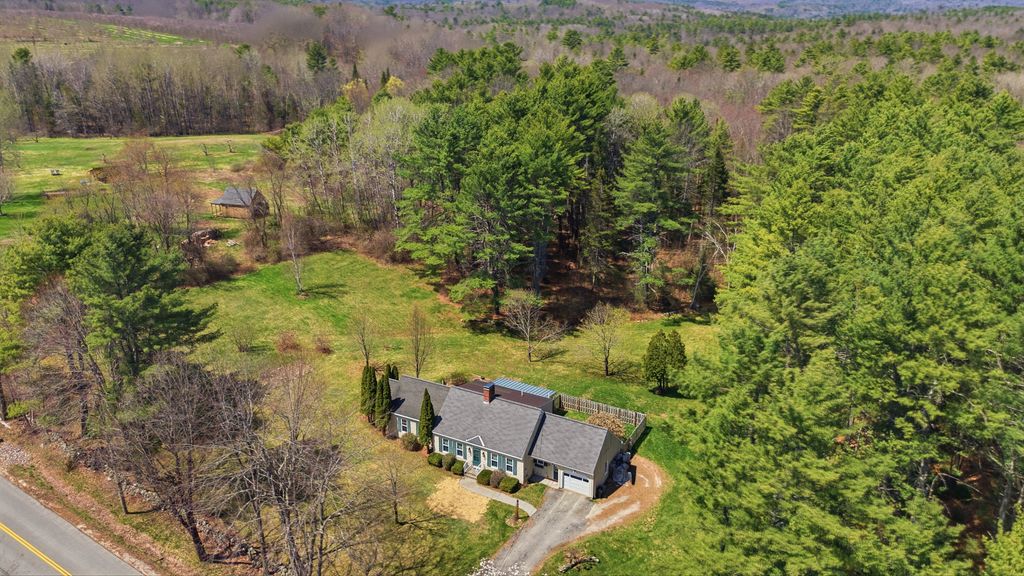 Photo of 1520 Perkins Ridge Road, Auburn, ME 04210 (MLS # 1660880)