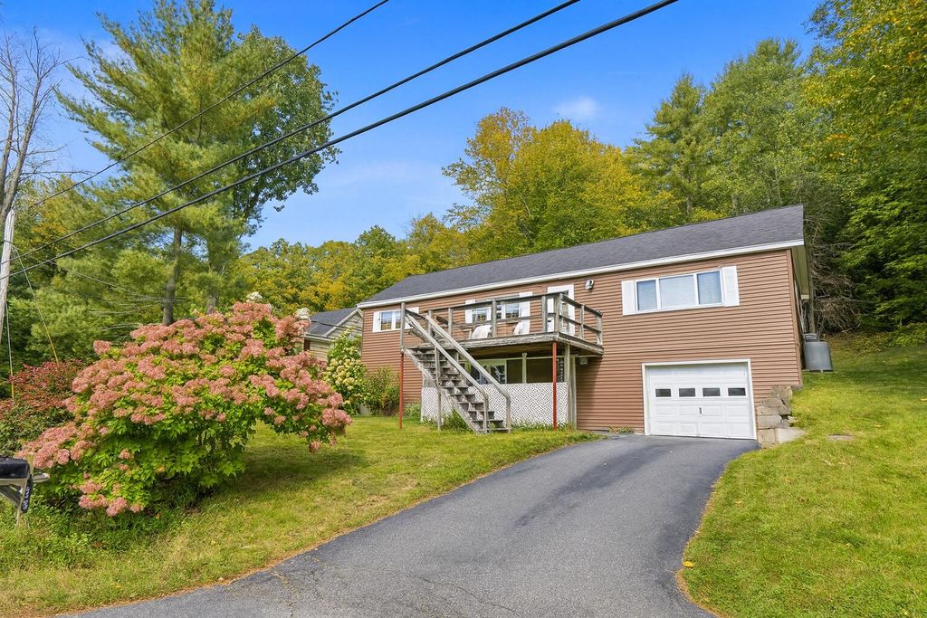 Photo of 795 Memorial Drive, Winthrop, ME 04364 (MLS # 1640633)