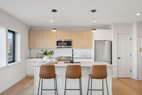 Photo of 75 Chestnut Street #309, Portland, ME 04101 (MLS # 1657126)