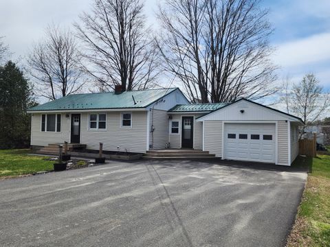 Photo of 6 Mount Pleasant Street, Waterville, ME 04901 (MLS # 1658823)