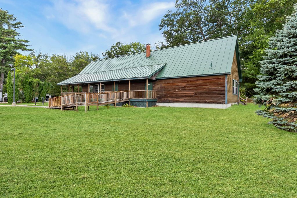 Photo of 204 Gray Road, Cumberland, ME 04021 (MLS # 1636435)