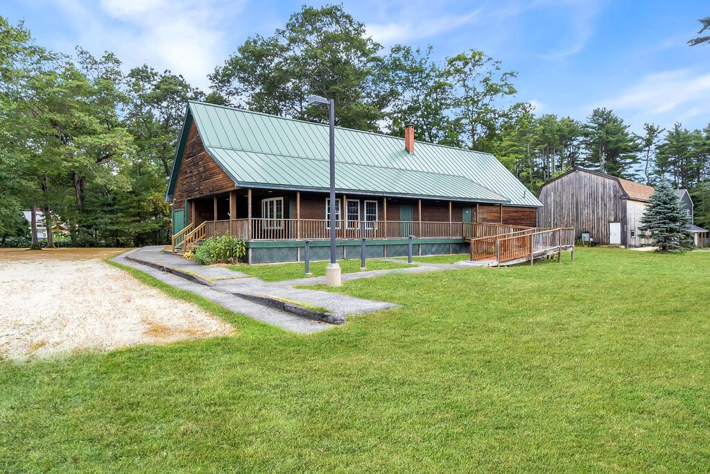 Photo of 204 Gray Road, Cumberland, ME 04021 (MLS # 1636435)