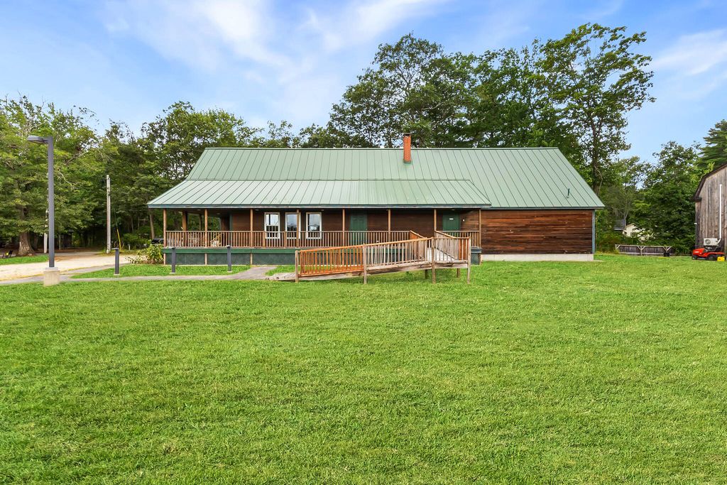 Photo of 204 Gray Road, Cumberland, ME 04021 (MLS # 1636435)