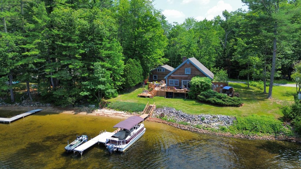 Photo of 88 Cove Road, Auburn, ME 04210 (MLS # 1637728)