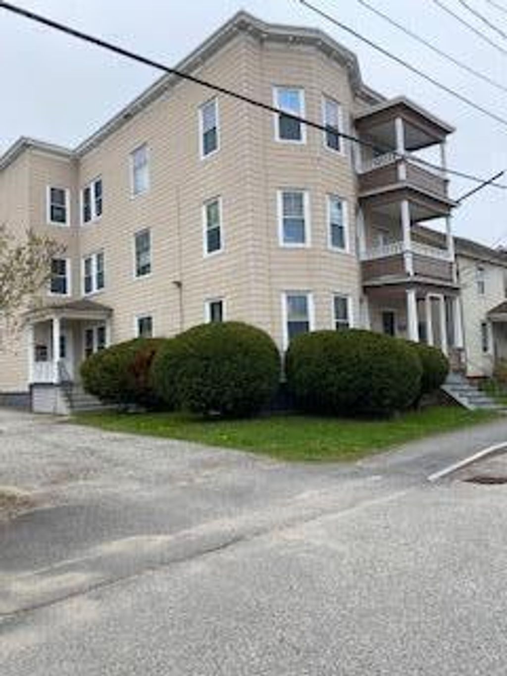 Photo of 7 Shawmut Street #4, Lewiston, ME 04240 (MLS # 1662695)