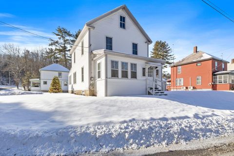 Photo of 33 Maple Street, Limerick, ME 04048 (MLS # 1648945)