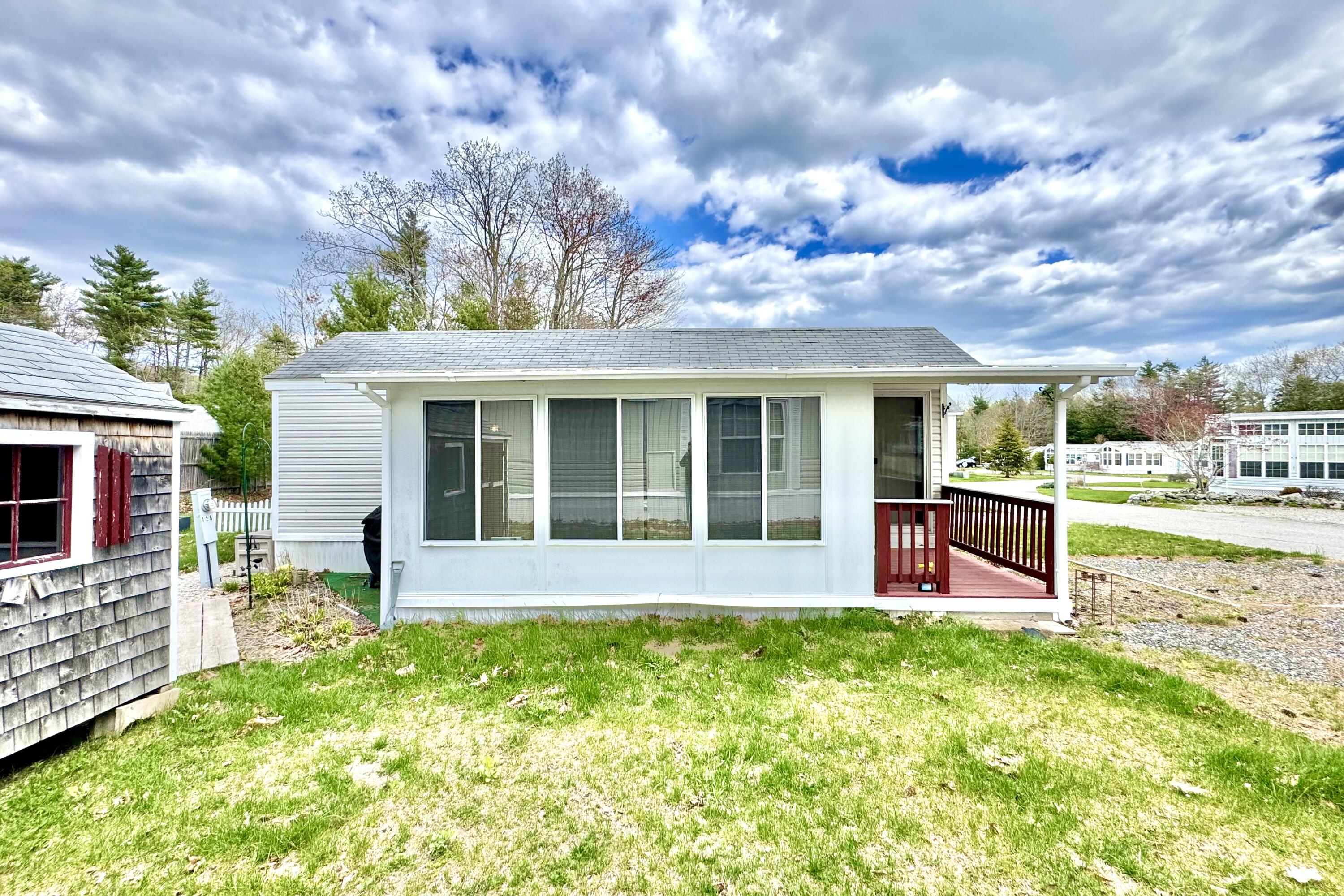 430 Post Road 126