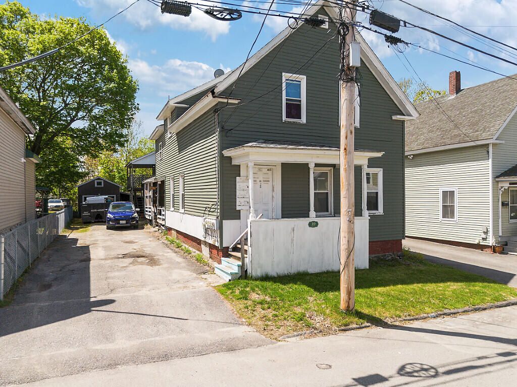 Photo of 10 Gray Street, Waterville, ME 04901 (MLS # 1664011)
