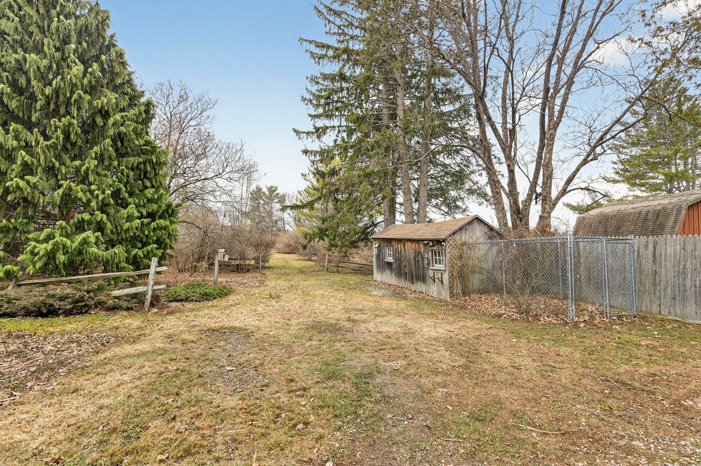 Photo of 20 Depot Road, Falmouth, ME 04105 (MLS # 1656757)