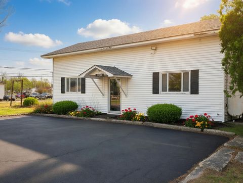 Photo of 442 Main Street, Pittsfield, ME 04967 (MLS # 1654424)