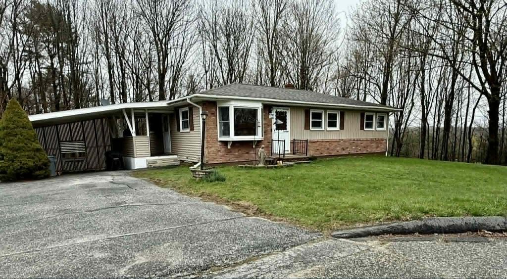 Photo of 33 Garcelon Street, Lewiston, ME 04240 (MLS # 1660122)