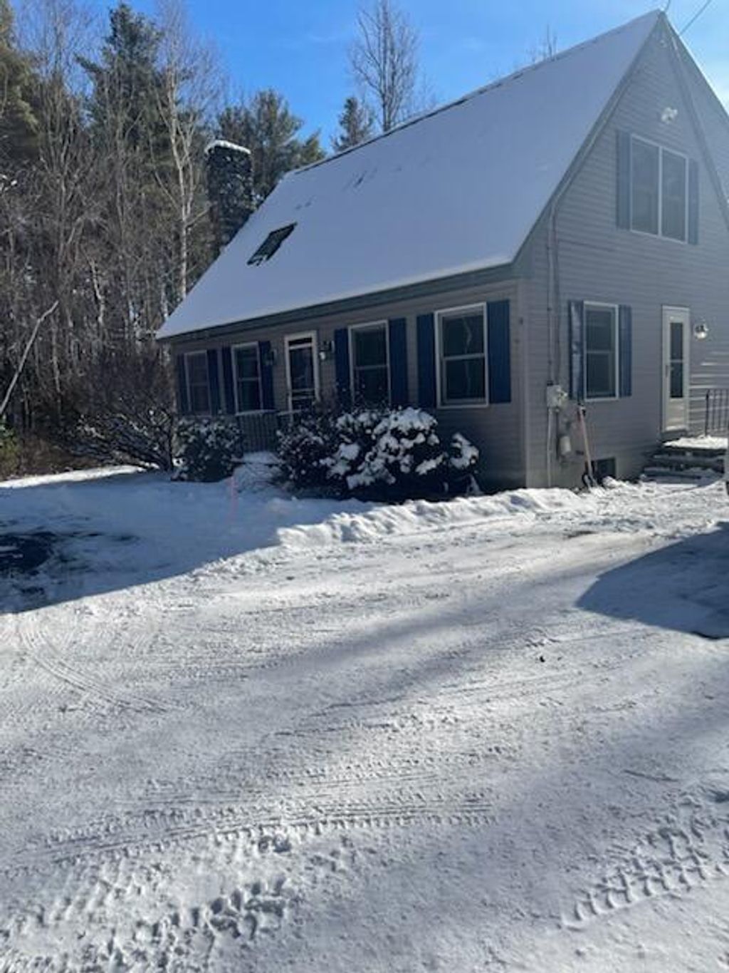 Photo of 9 Woodcock Road, Gray, ME 04039 (MLS # 1649023)