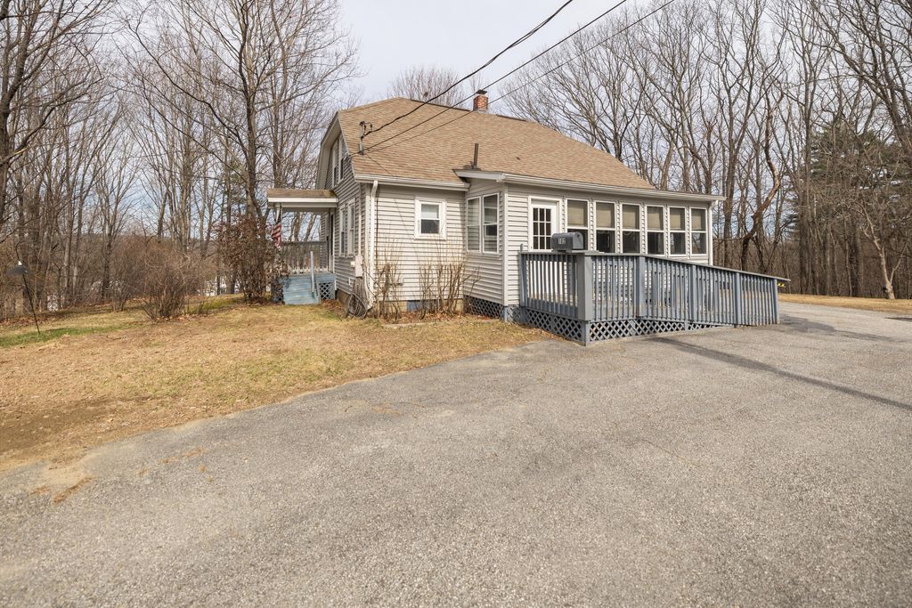 Photo of 102 Mcnamara Street, Lewiston, ME 04240 (MLS # 1657657)