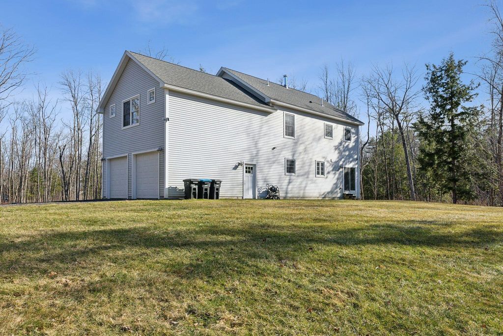 Photo of 5 Harmony Way, Falmouth, ME 04105 (MLS # 1654021)