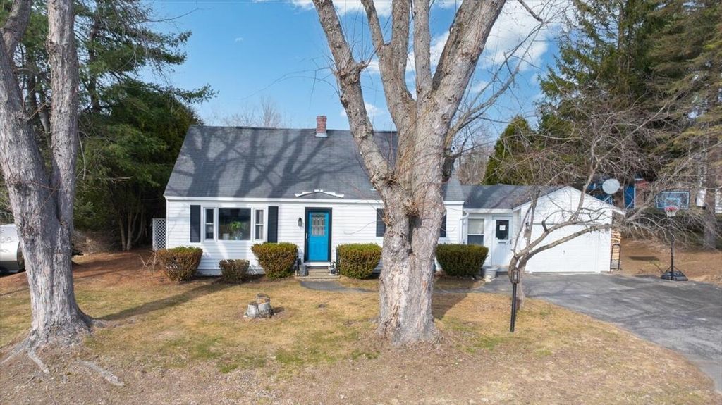 Photo of 25 Lemay Avenue, Lewiston, ME 04240 (MLS # 1656366)