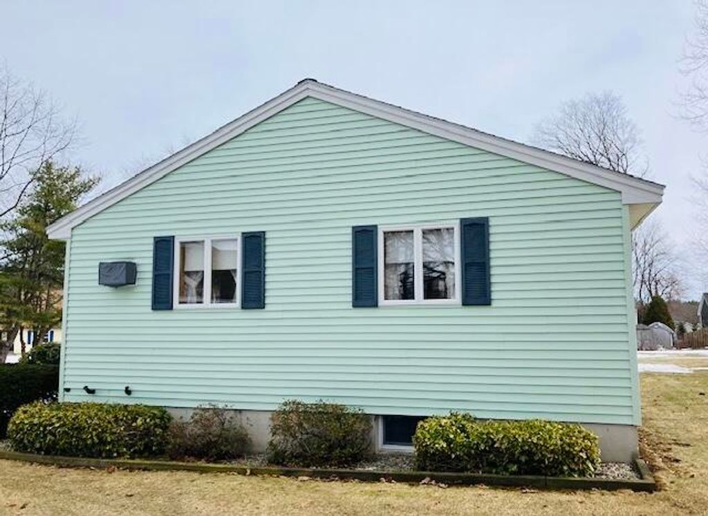 Photo of 6 Lynn Avenue, Biddeford, ME 04005 (MLS # 1654383)