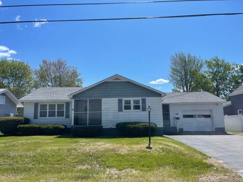 Photo of 45 Vermont Street, Millinocket, ME 04462 (MLS # 1645779)