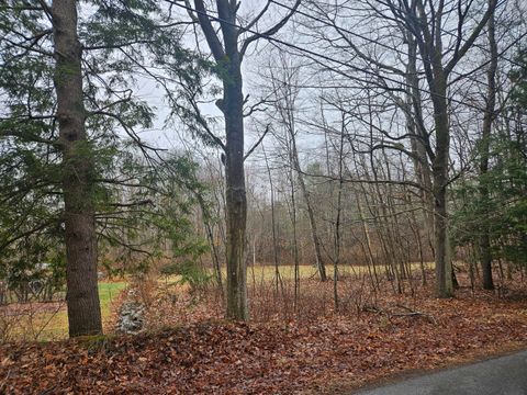 Photo of 9 Mudget Hill Road, Vassalboro, ME 04989 (MLS # 1658080)