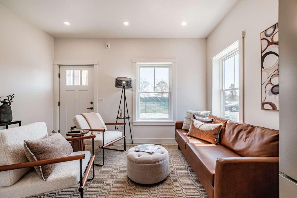 Photo of 65 Dougherty Court #101, Portland, ME 04102 (MLS # 1657346)