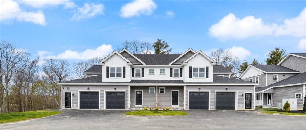 Photo of 30-3 Regency Circle #3, Kittery, ME 03904 (MLS # 1652650)