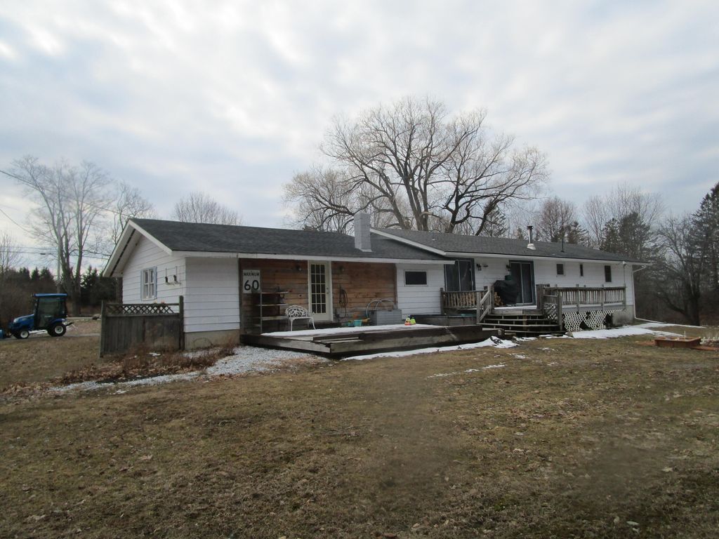 Photo of 2371 Union Street, Hermon, ME 04401 (MLS # 1655366)