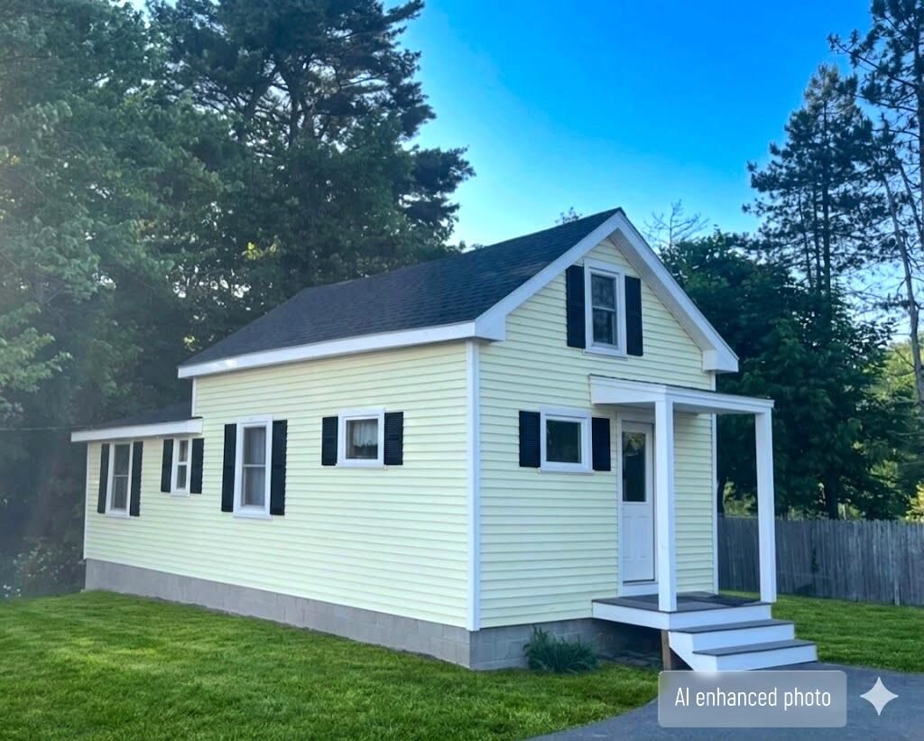 Photo of 32 Morse Street, Freeport, ME 04032 (MLS # 1657914)