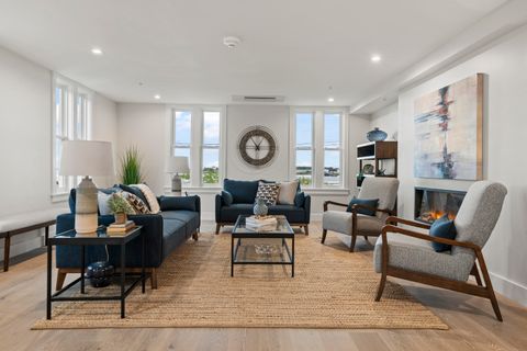 Photo of 2 India Street #3, Portland, ME 04101 (MLS # 1632232)