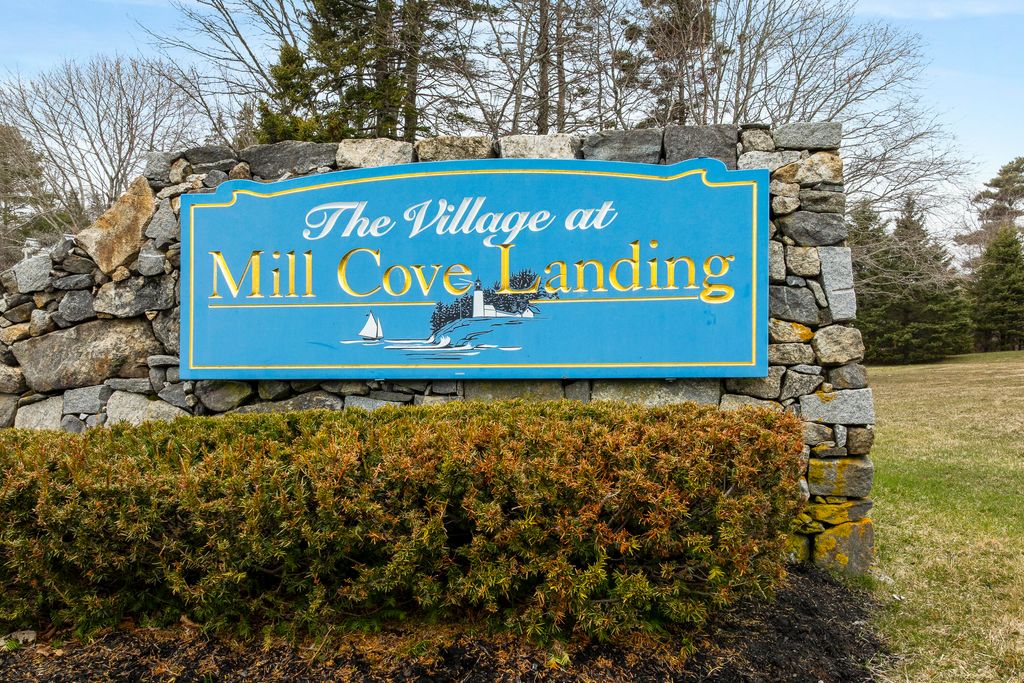 Photo of 15 Village Court #5, Boothbay Harbor, ME 04538 (MLS # 1659296)