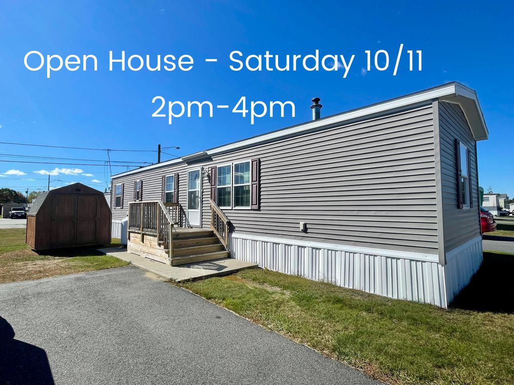 Photo of 54 Linnell Circle, Brunswick, ME 04011 (MLS # 1640429)