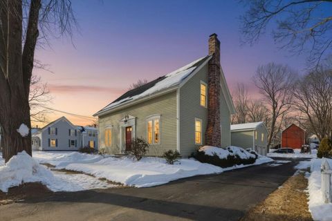 Photo of 15 Green Street, Gorham, ME 04038 (MLS # 1652987)