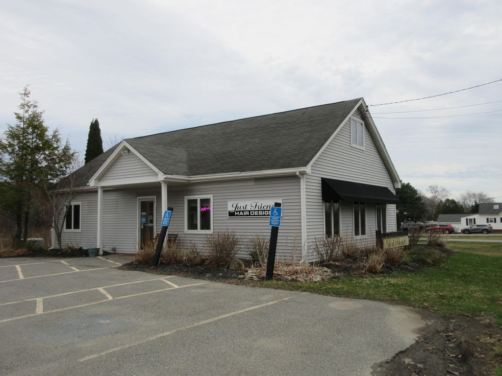 Photo of 43 Glen Street, Rockland, ME 04841 (MLS # 1658347)