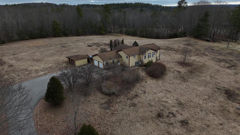 Photo of 128 Pinewoods Road, Lewiston, ME 04240 (MLS # 1657261)